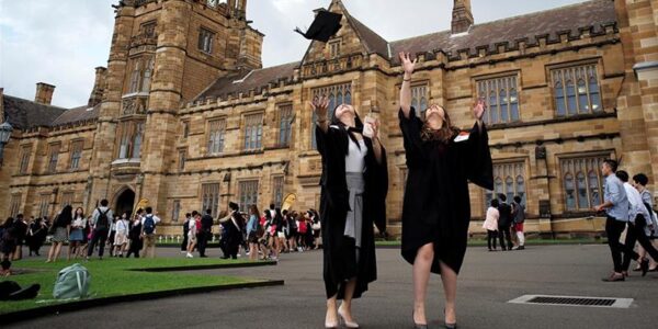 MỚI NHẤT | Du học sinh tại Úc được ở lại thêm 2 năm sau khi tốt nghiệp