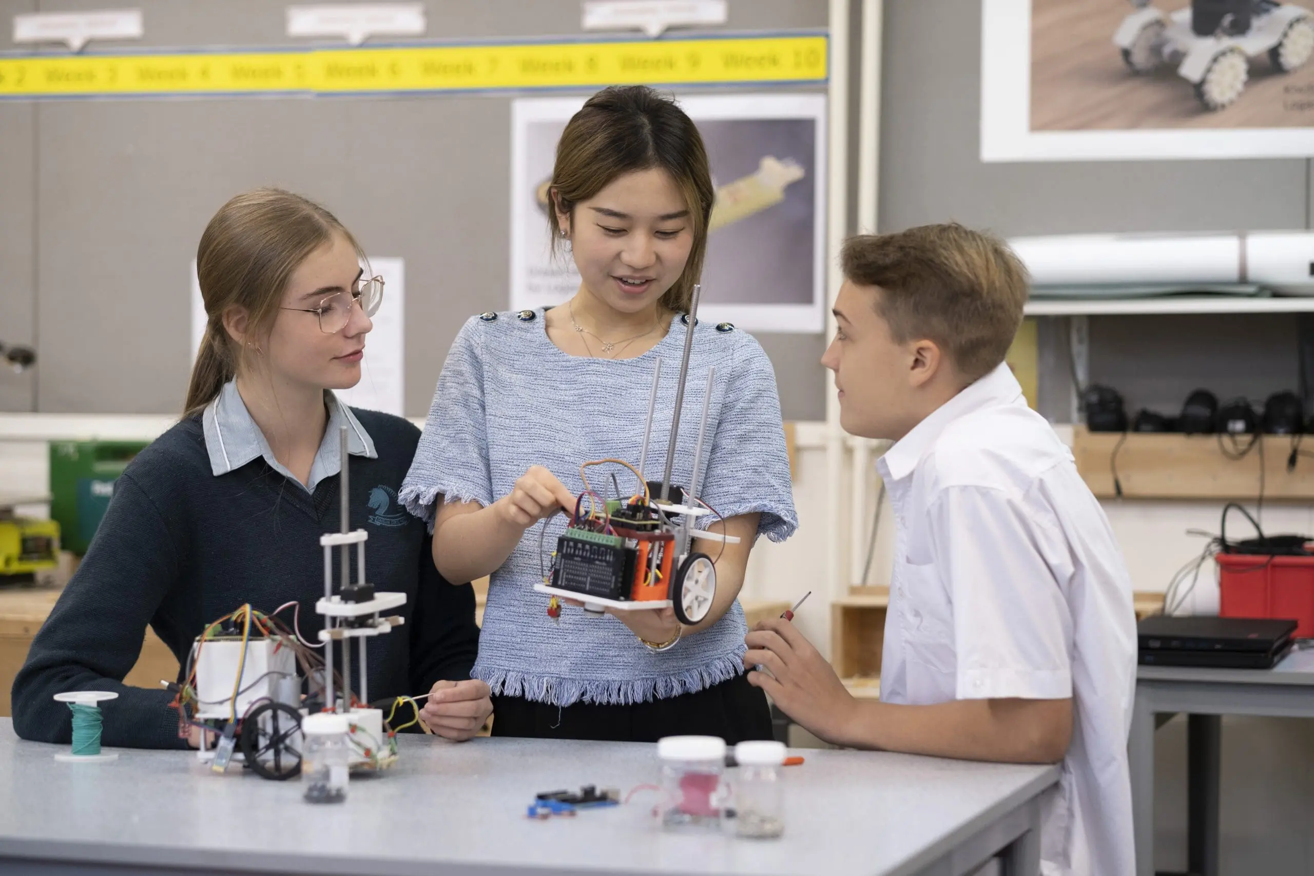 Students-in-Robotics-class-David-Dunlop-scaled.jpg (1)